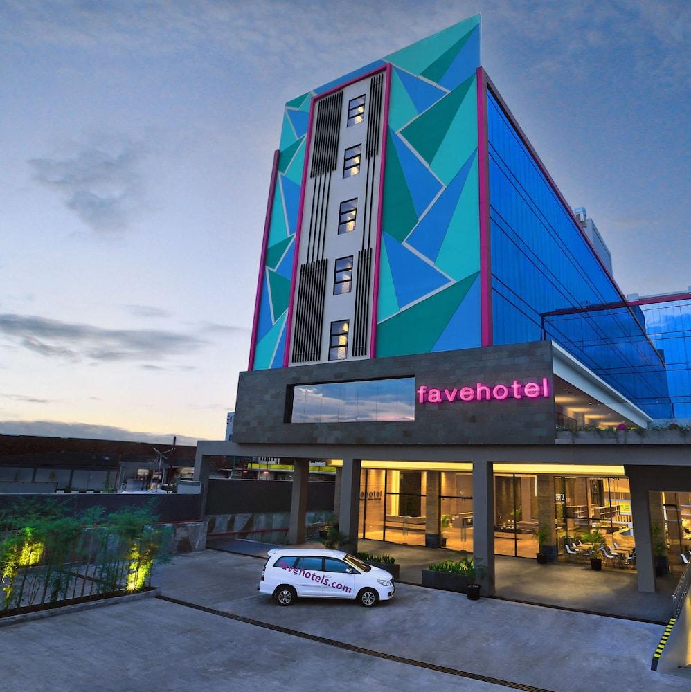 Aston Inn Тасикмалая Екстериор снимка